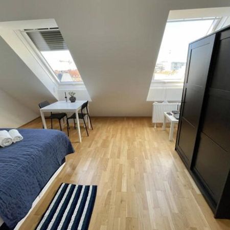 Eca Rooftop Live - Private Rooms & Serviced Apartments Wien Exteriör bild
