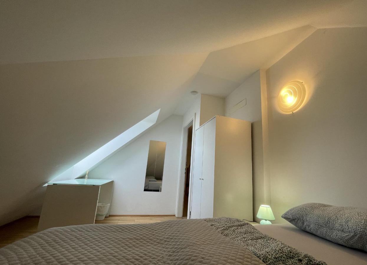 Eca Rooftop Live - Private Rooms & Serviced Apartments Wien Exteriör bild