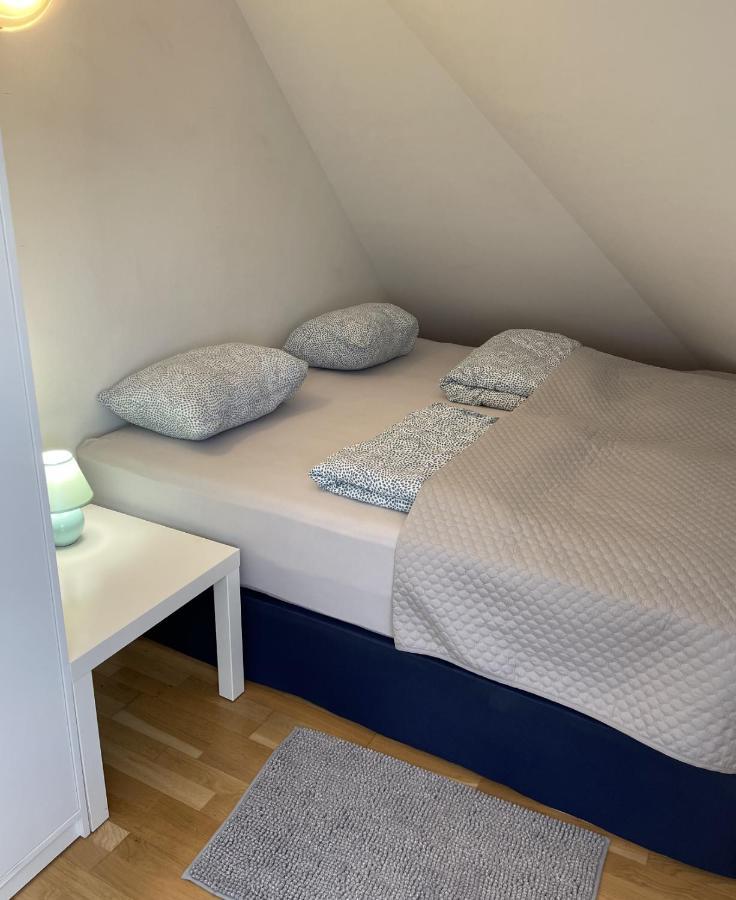 Eca Rooftop Live - Private Rooms & Serviced Apartments Wien Exteriör bild