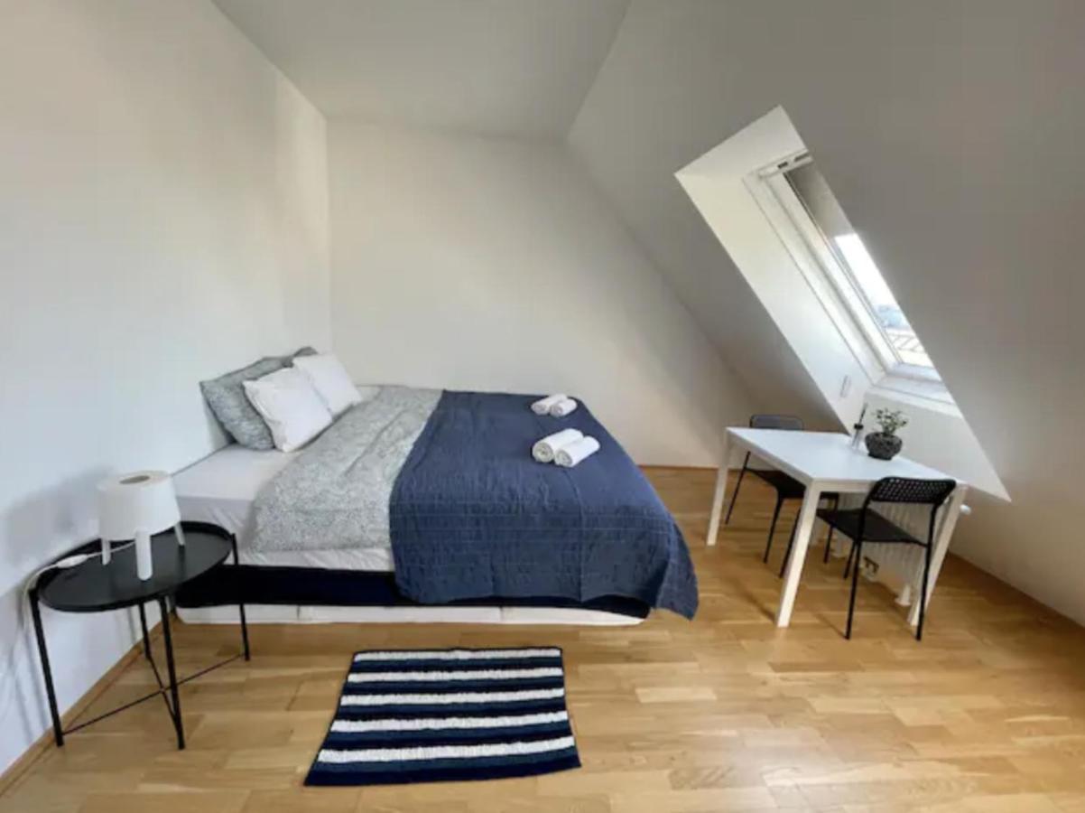 Eca Rooftop Live - Private Rooms & Serviced Apartments Wien Exteriör bild